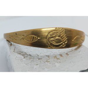 Handcraft Metal design ancient style gold tone bracelet